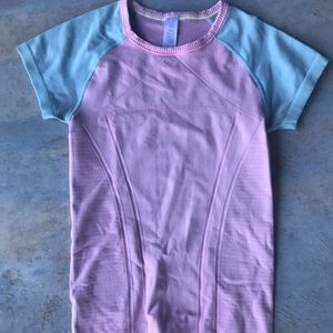 Cotton candy short sleeve ivivva shirt